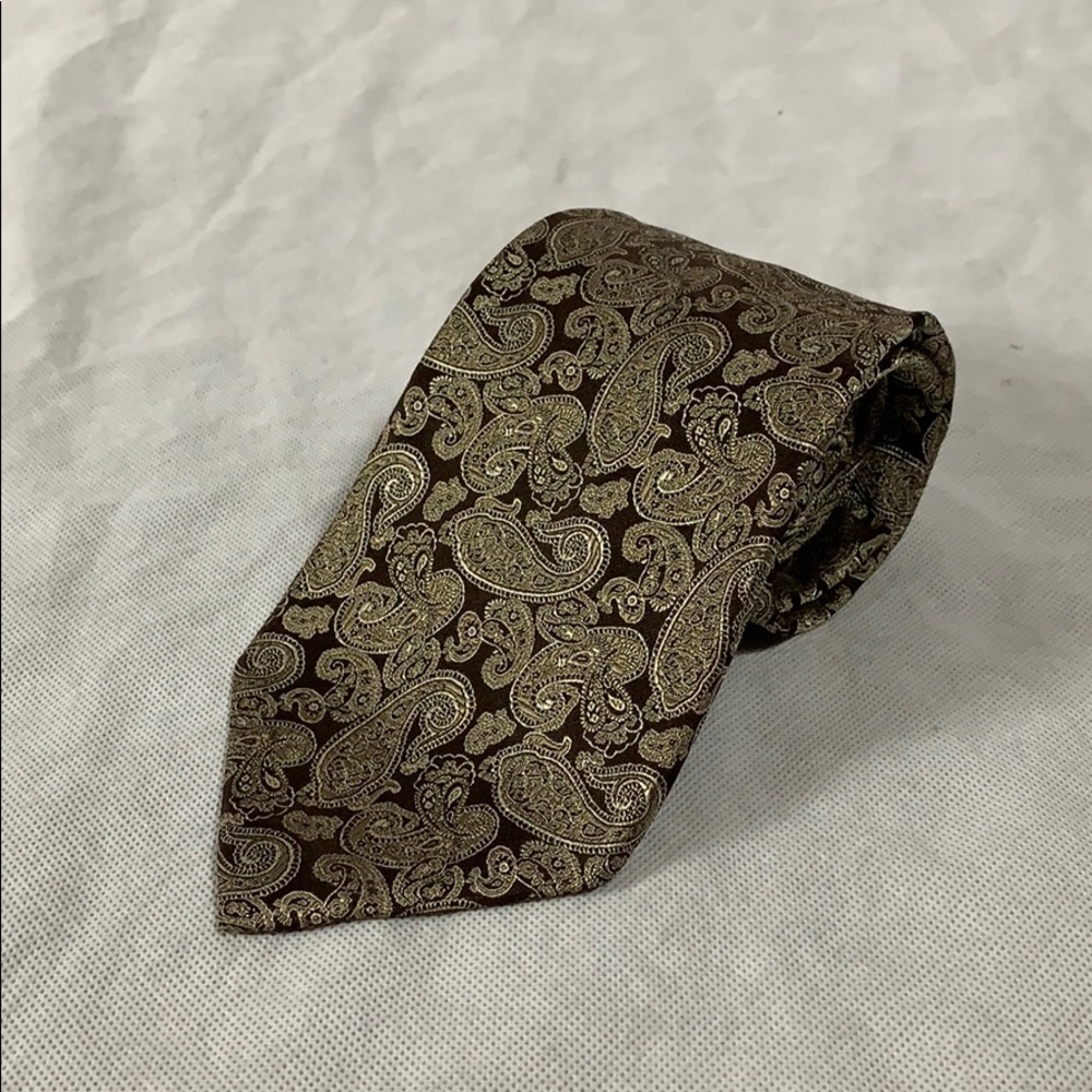 Geoffrey Beene Paisley Silk Tie